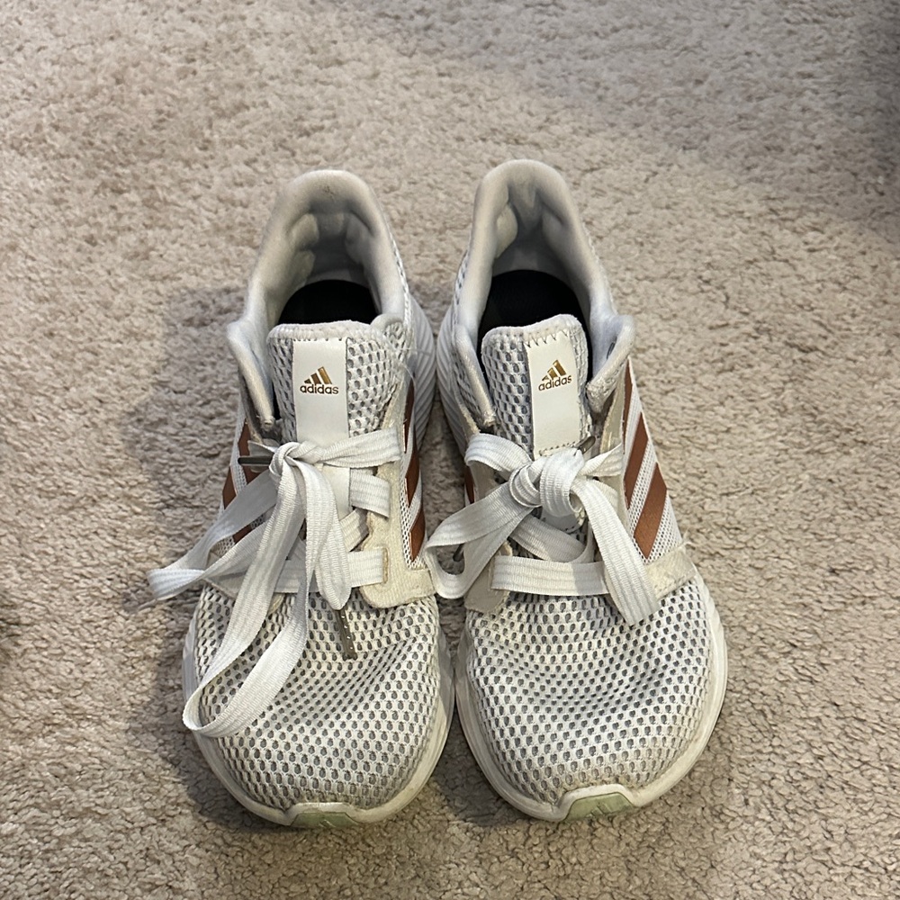 Adidas Kids White and Bronze Sneakers